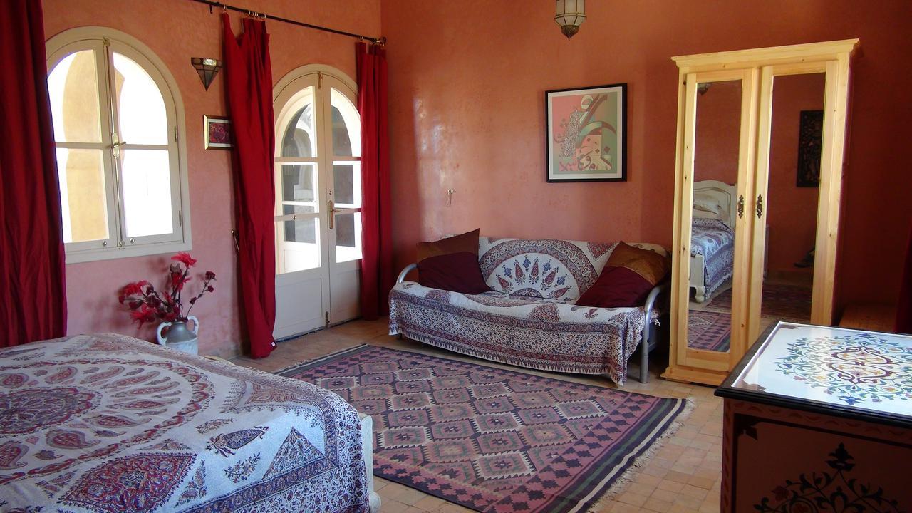 Villa Habibi Szavíra Kültér fotó