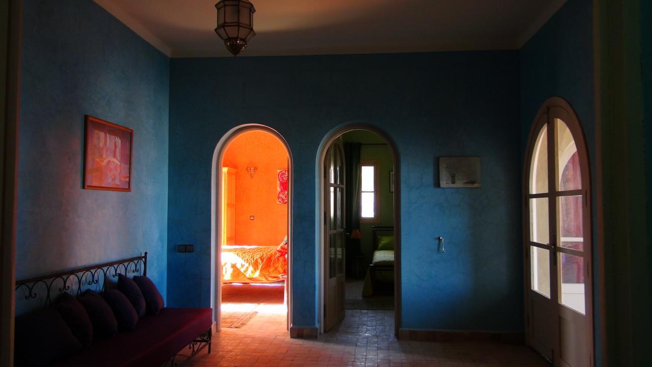 Villa Habibi Szavíra Kültér fotó