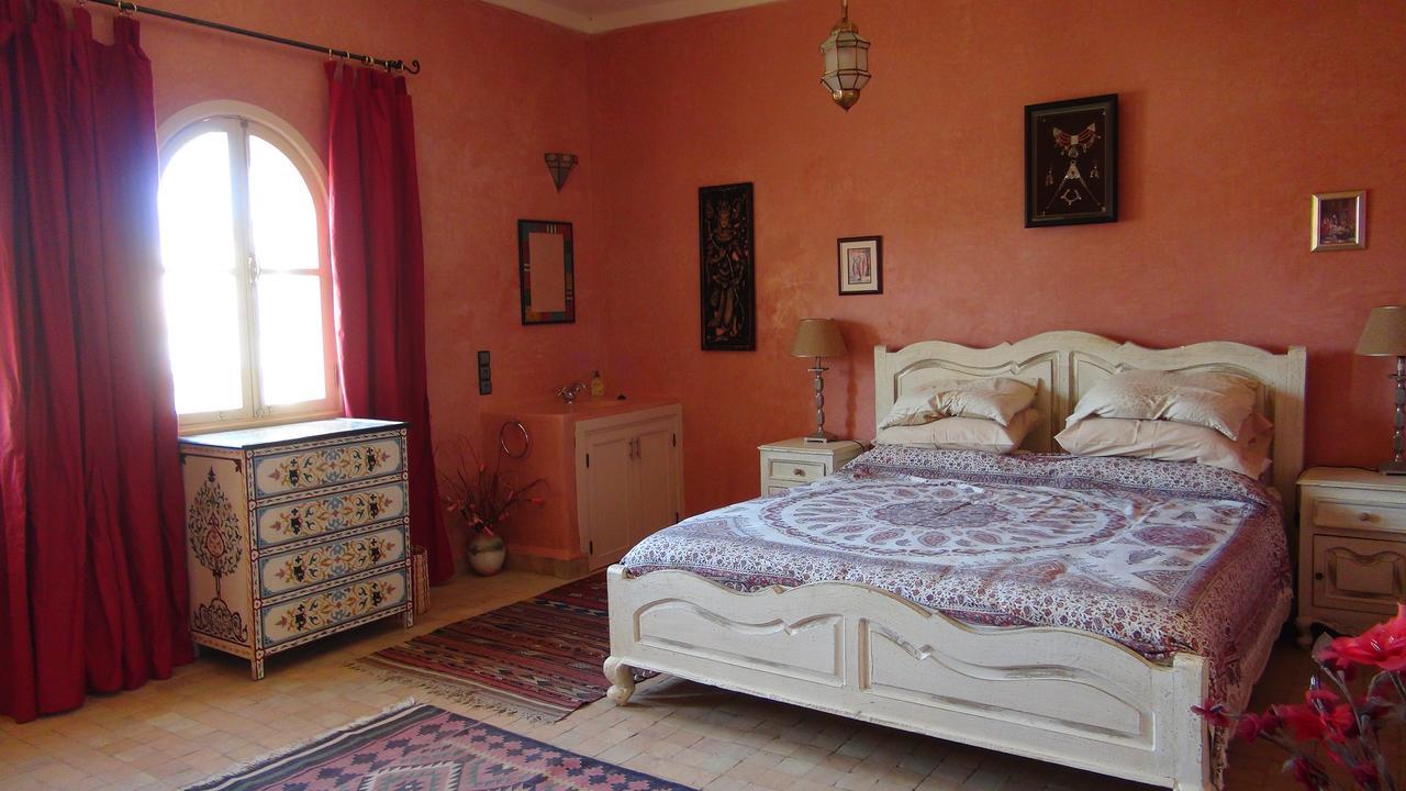 Villa Habibi Szavíra Kültér fotó
