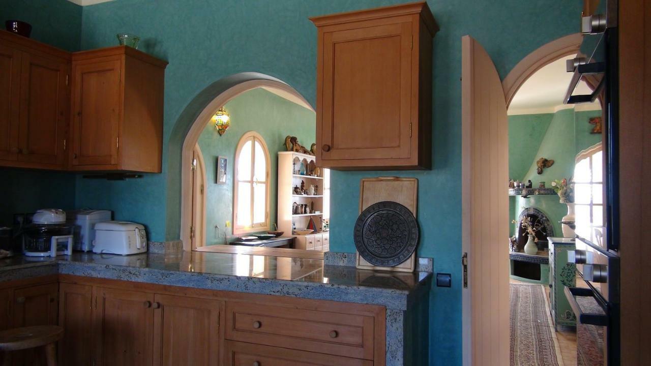 Villa Habibi Szavíra Kültér fotó